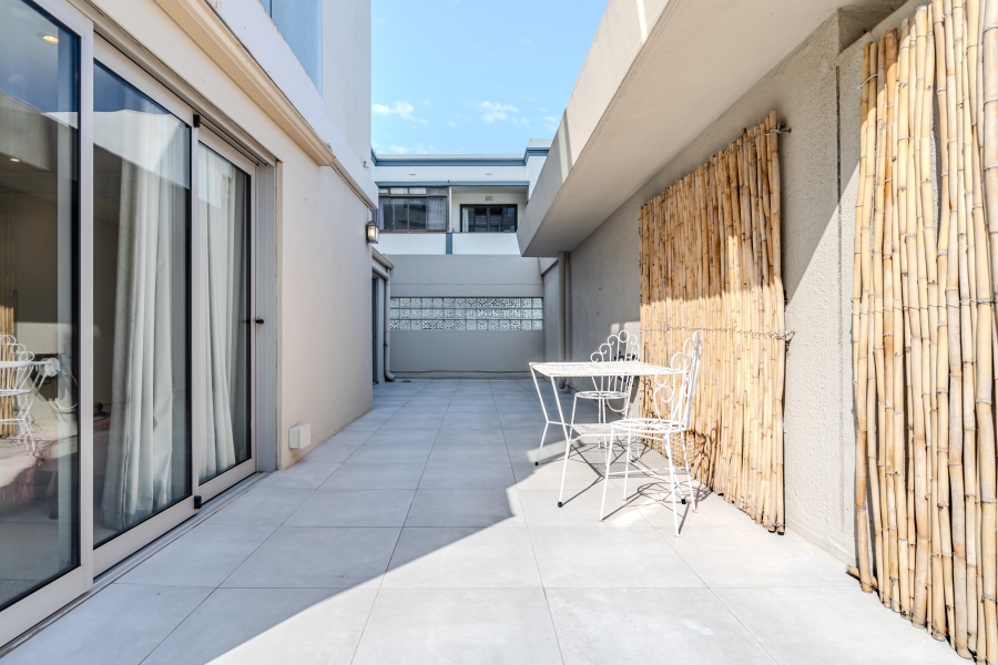 3 Bedroom Property for Sale in Mouille Point Western Cape